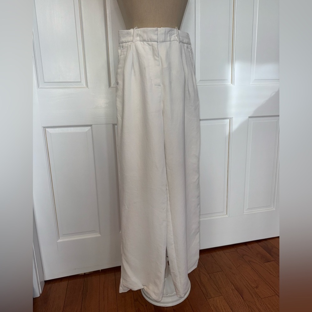 Aritzia Cream Wide-Leg Pants